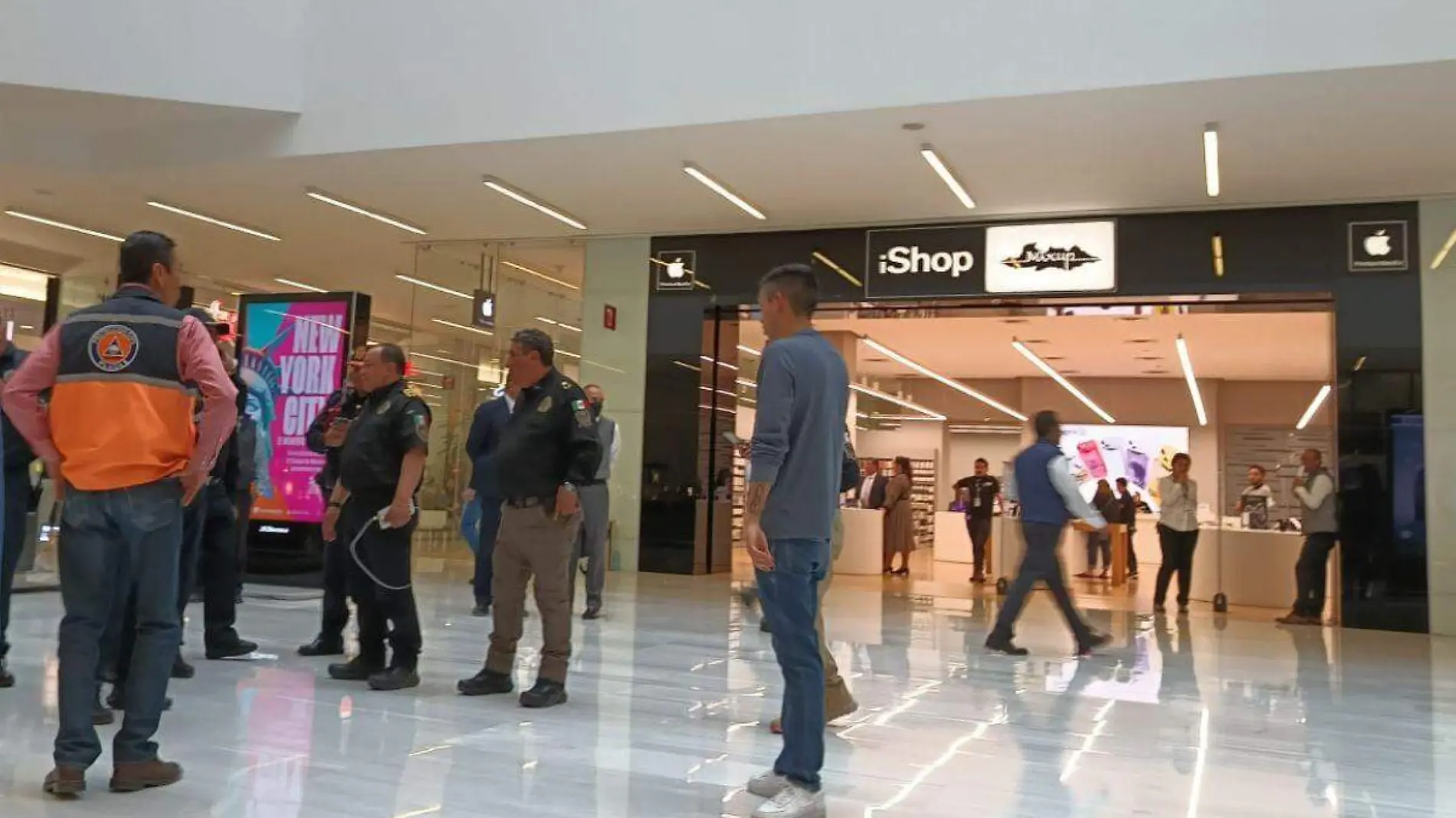 Ejecutan a una persona al interior de Plaza Carso